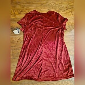 Elegant Maroon Velvet Women's Top